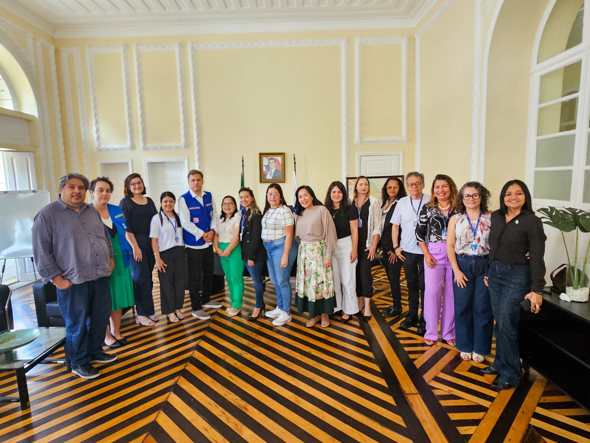 Representantes de diversos órgãos civis e estaduais estiveram presentes